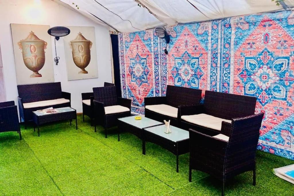 Cozy Studio Opposite Chelsea Stadium Londres Extérieur photo