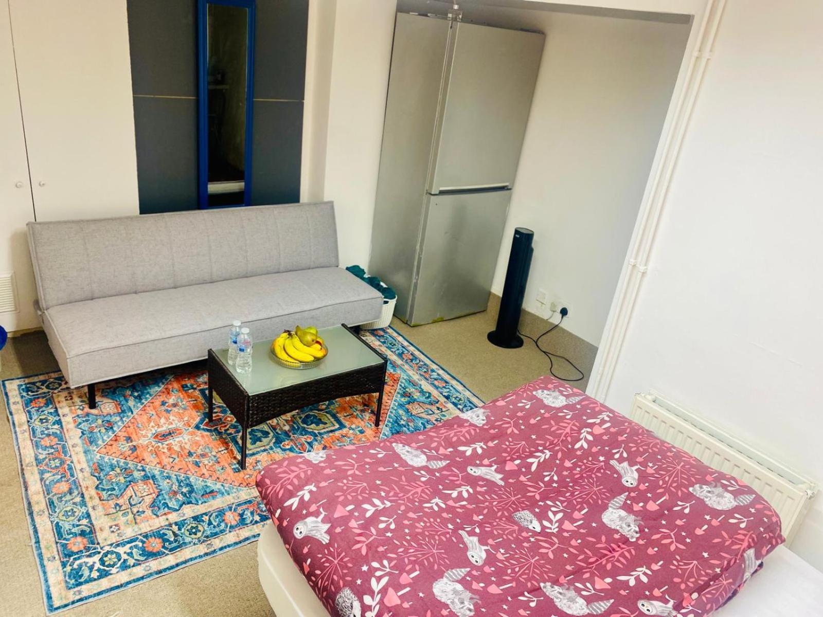 Cozy Studio Opposite Chelsea Stadium Londres Extérieur photo